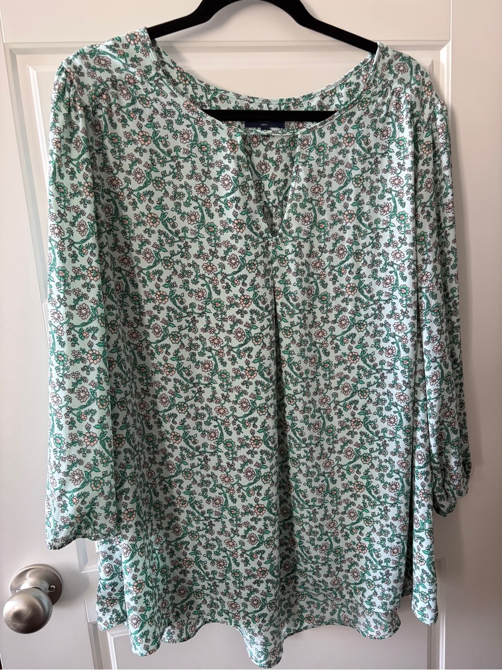 Kaari Blue Mint Floral Split-Neck Tunic